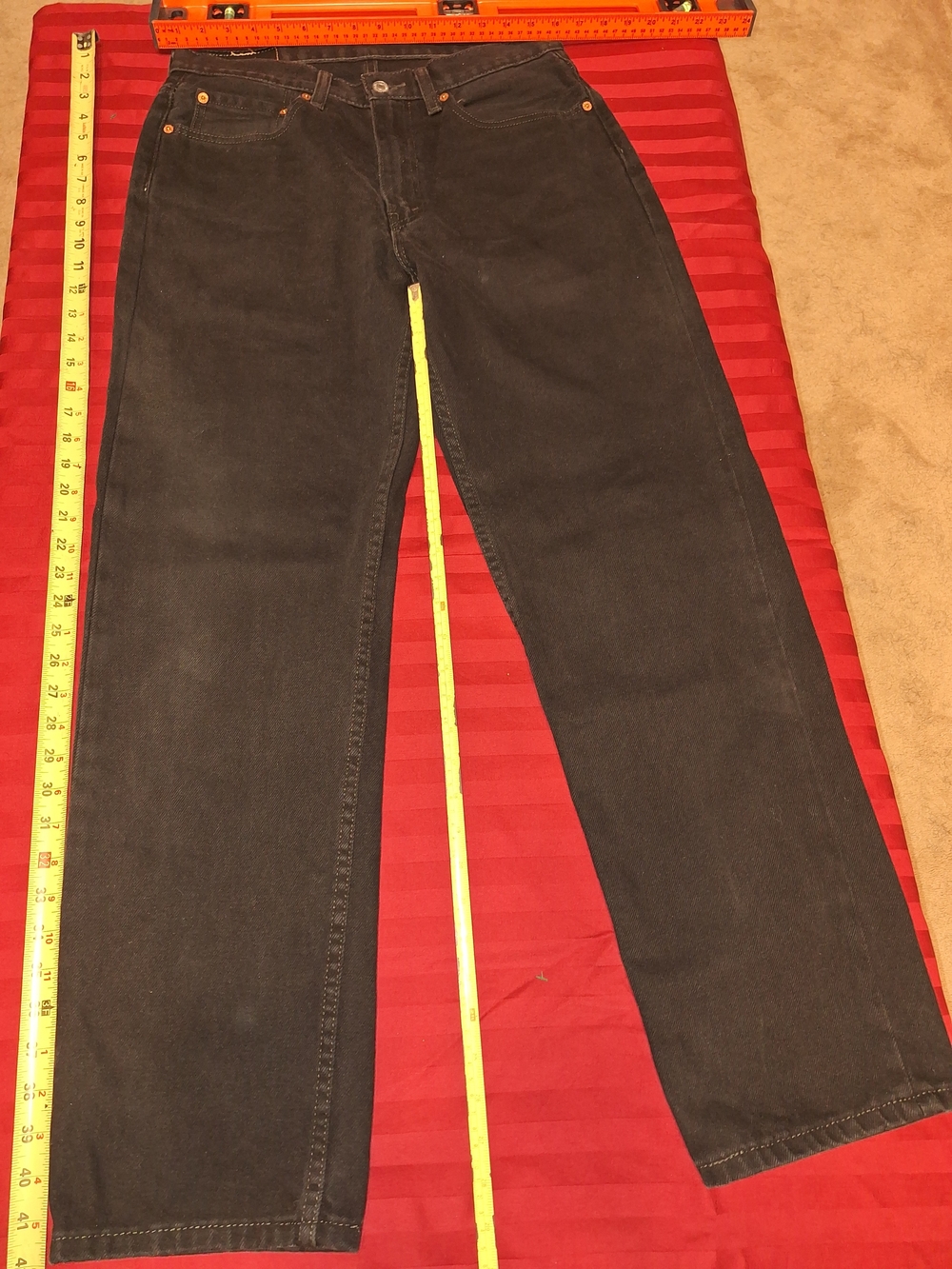 Levi's Black Relaxed Fit Jeans - Classic Men's Style